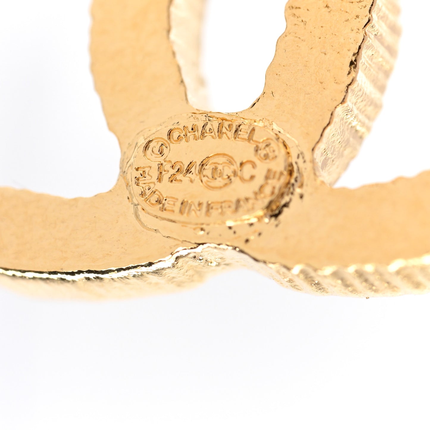 Metal Textured CC Earrings Gold