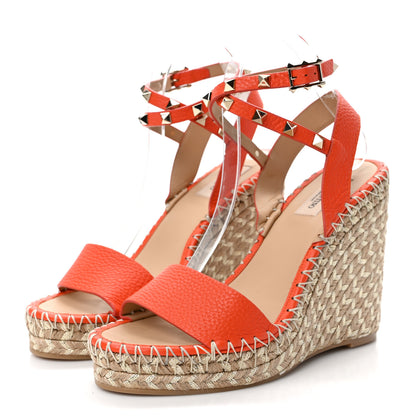 Valentino Garavani Grained Calfskin Rockstud Ankle Strap Espadrille 15/105mm Wedge Sandals 39 Titian Natural 3 of 8