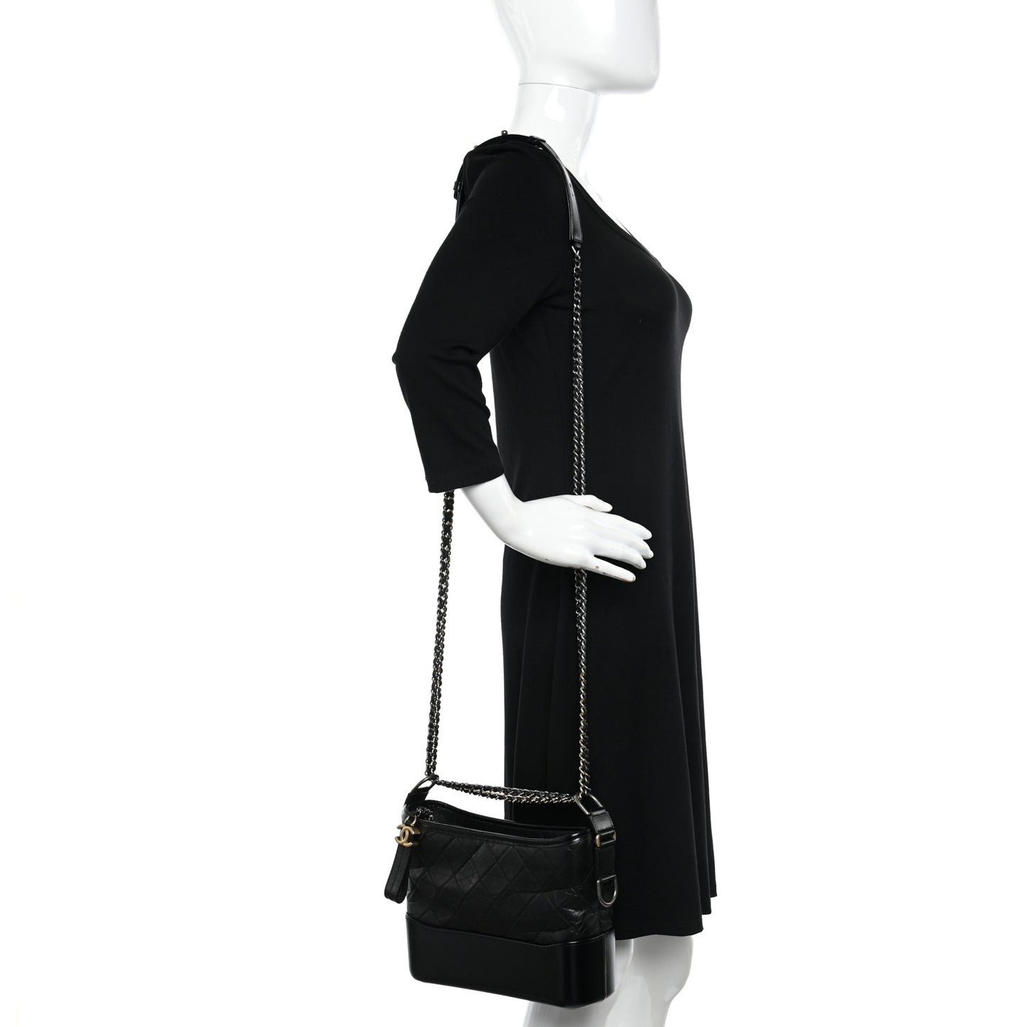 Aged Calfskin Quilted New Medium Gabrielle Hobo Black
