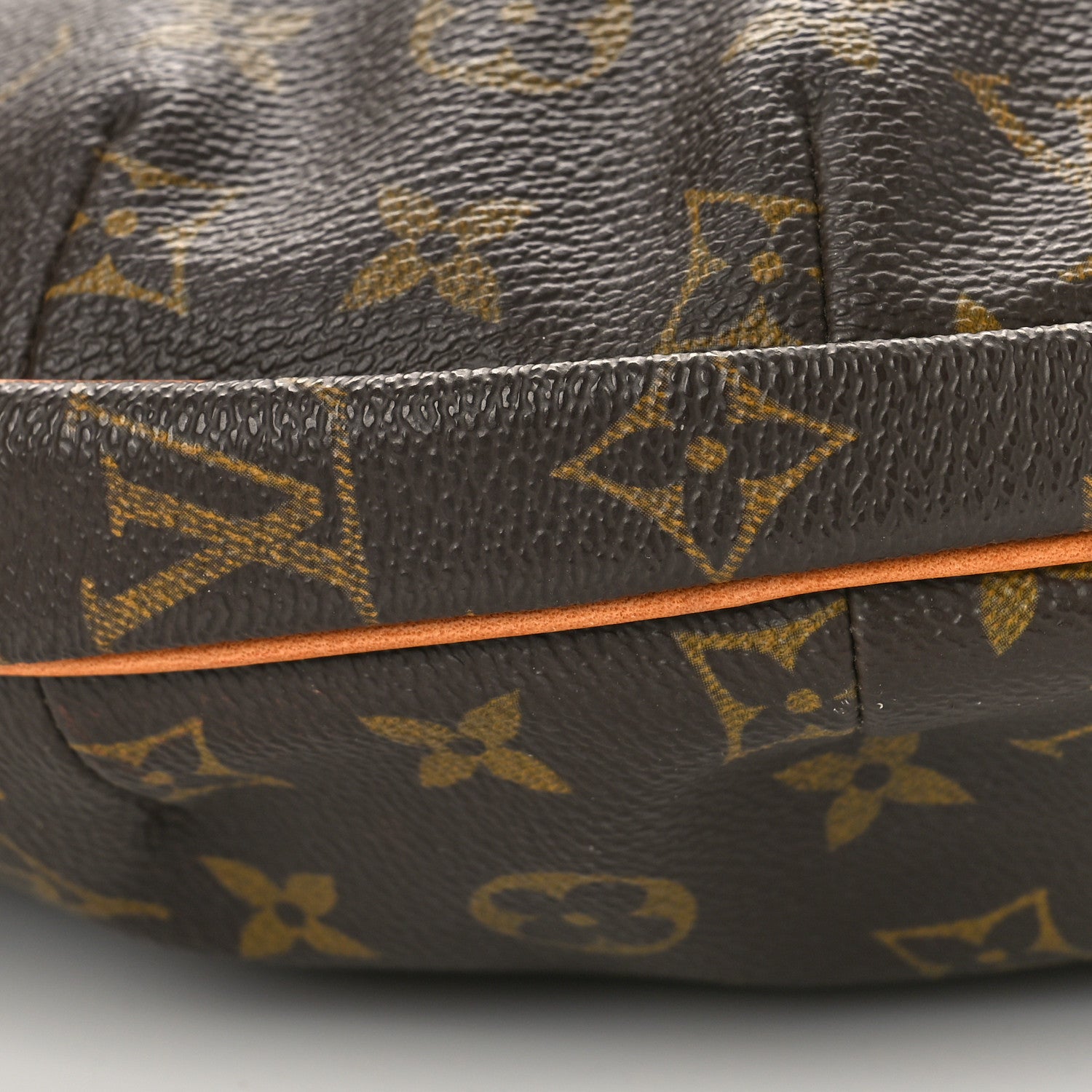 Louis Vuitton Monogram Croissant MM 7 of 11