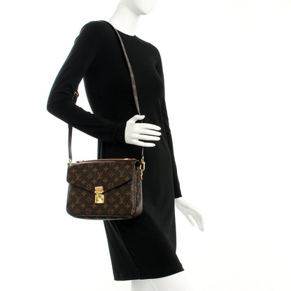 Louis Vuitton Monogram Pochette Metis 2 of 9