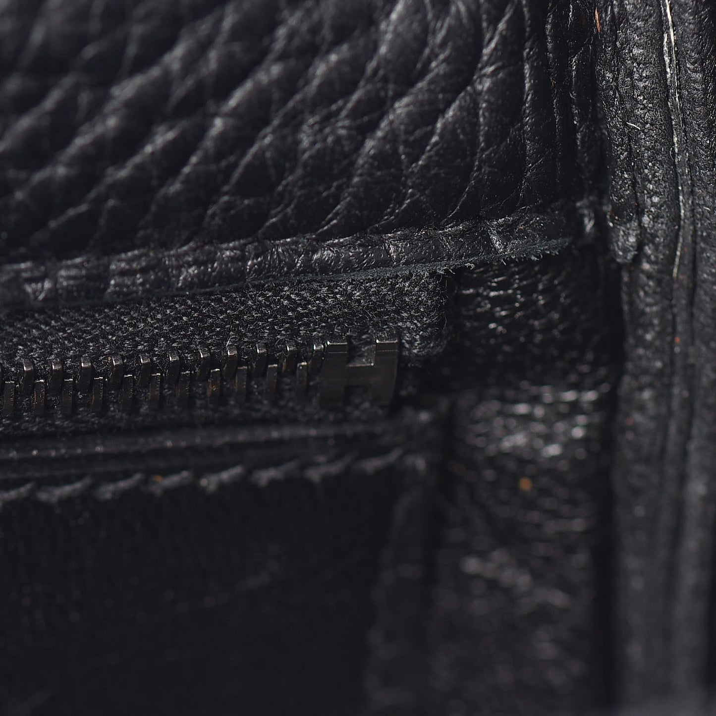 Taurillon Clemence Kelly Retourne 32 Black