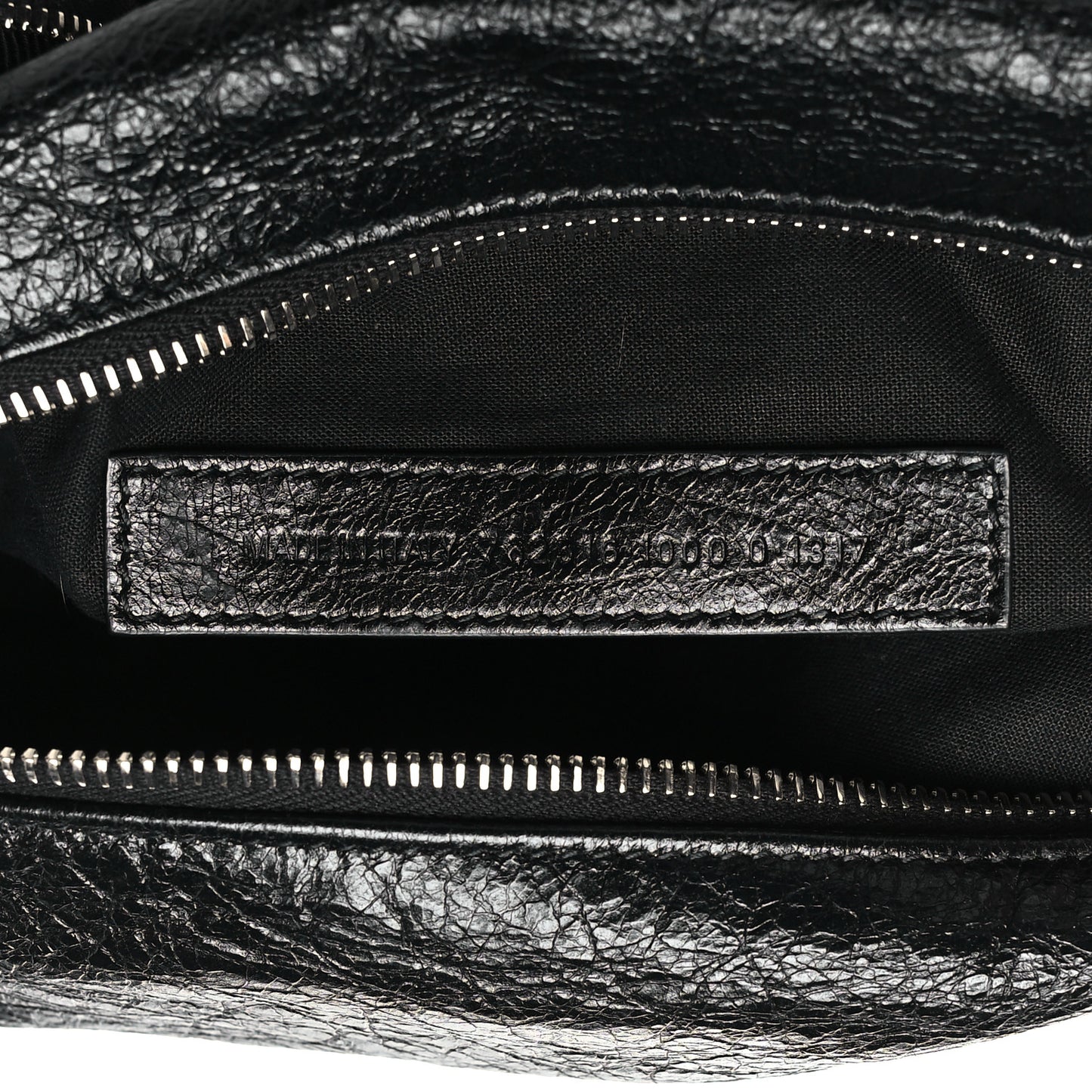 Agneau Arena Superbusy XS Sling Zip Shoulder Bag Black