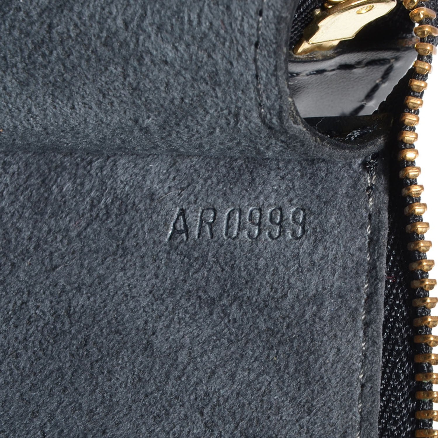 Louis Vuitton Epi Pochette Accessories 24 Black 6 of 7