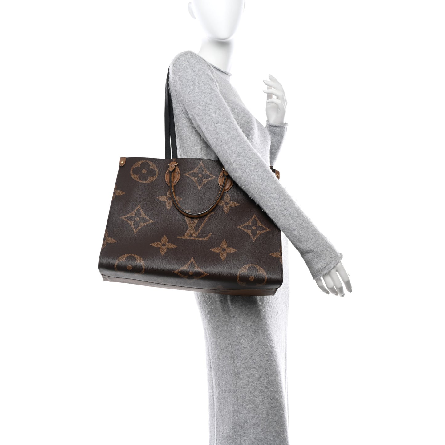 LOUIS VUITTON Reverse Monogram Giant Onthego GM