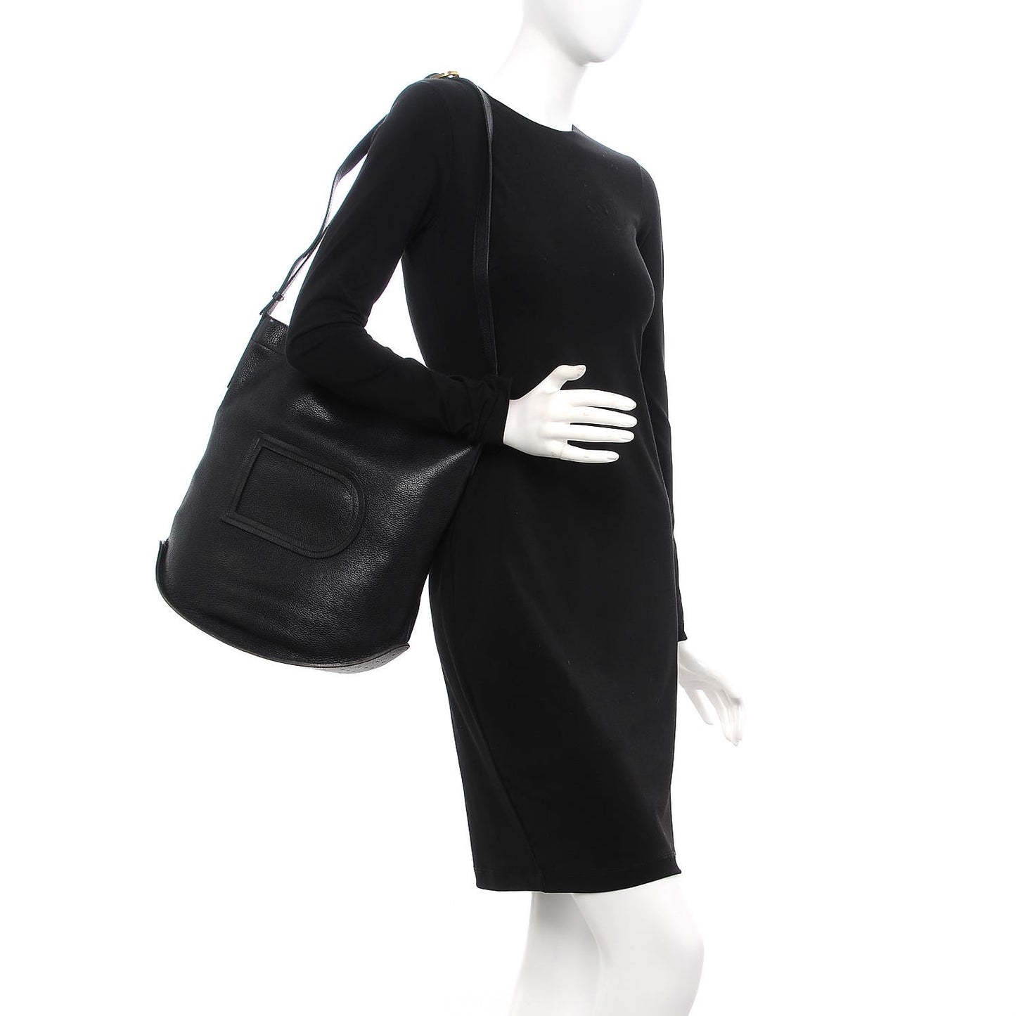 Taurillon Le Pin Shoulder Bag Black