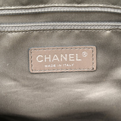 Chanel Calfskin Soho CC East West Tote White 6 of 11