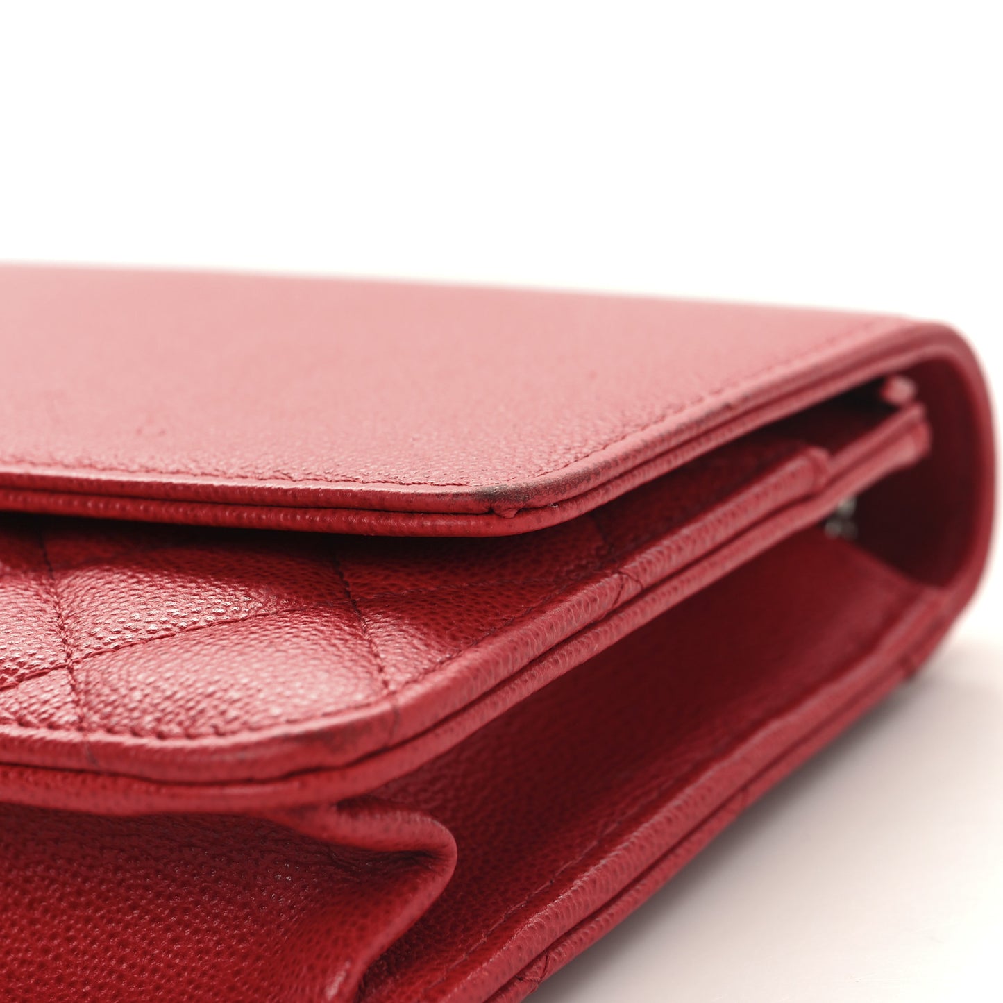 Grained Calfskin Quilted CC Box Wallet On Chain WOC Red