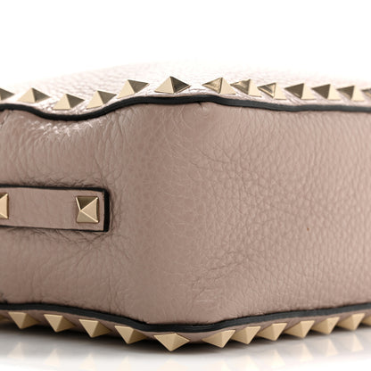 Valentino Garavani Pebbled Calfskin Rockstud Camera Crossbody Bag Poudre 8 of 12