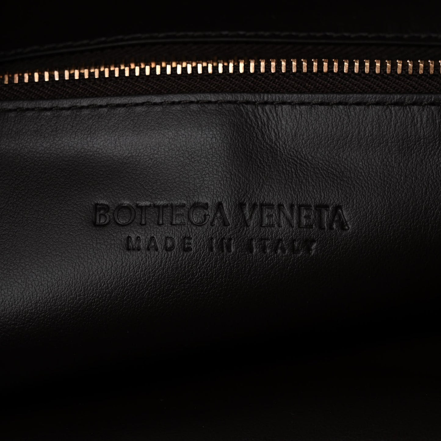 Calfskin Intrecciato Large Hop Ebano
