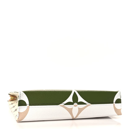 Louis Vuitton Monogram Giant Toiletry Pouch 26 Kaki 4 of 6