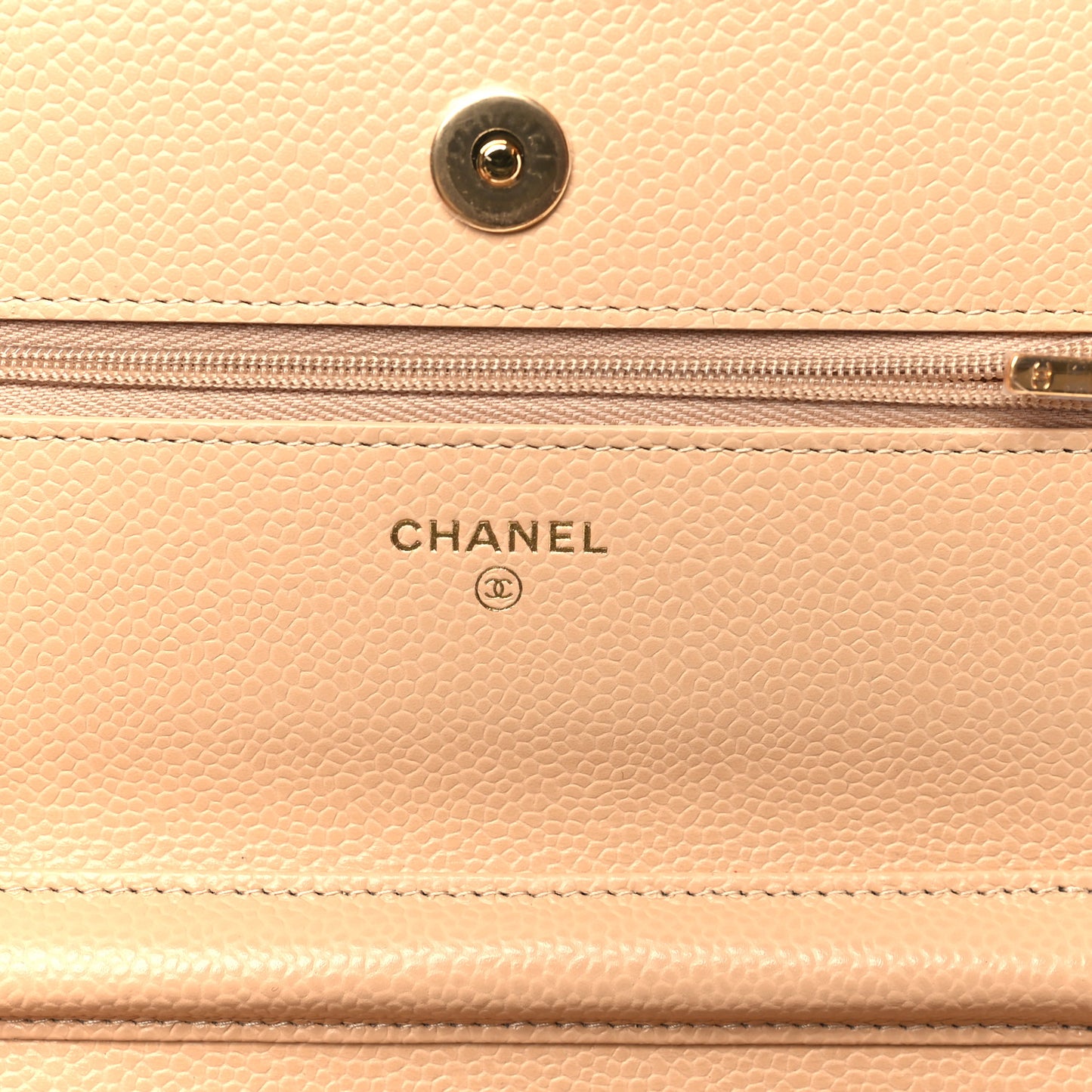 Caviar Quilted Wallet on Chain WOC Beige