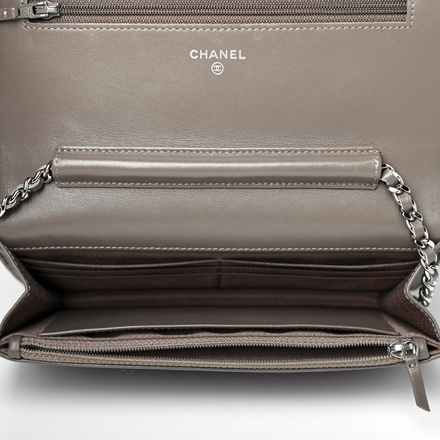 Patent Quilted Wallet On Chain WOC Brown