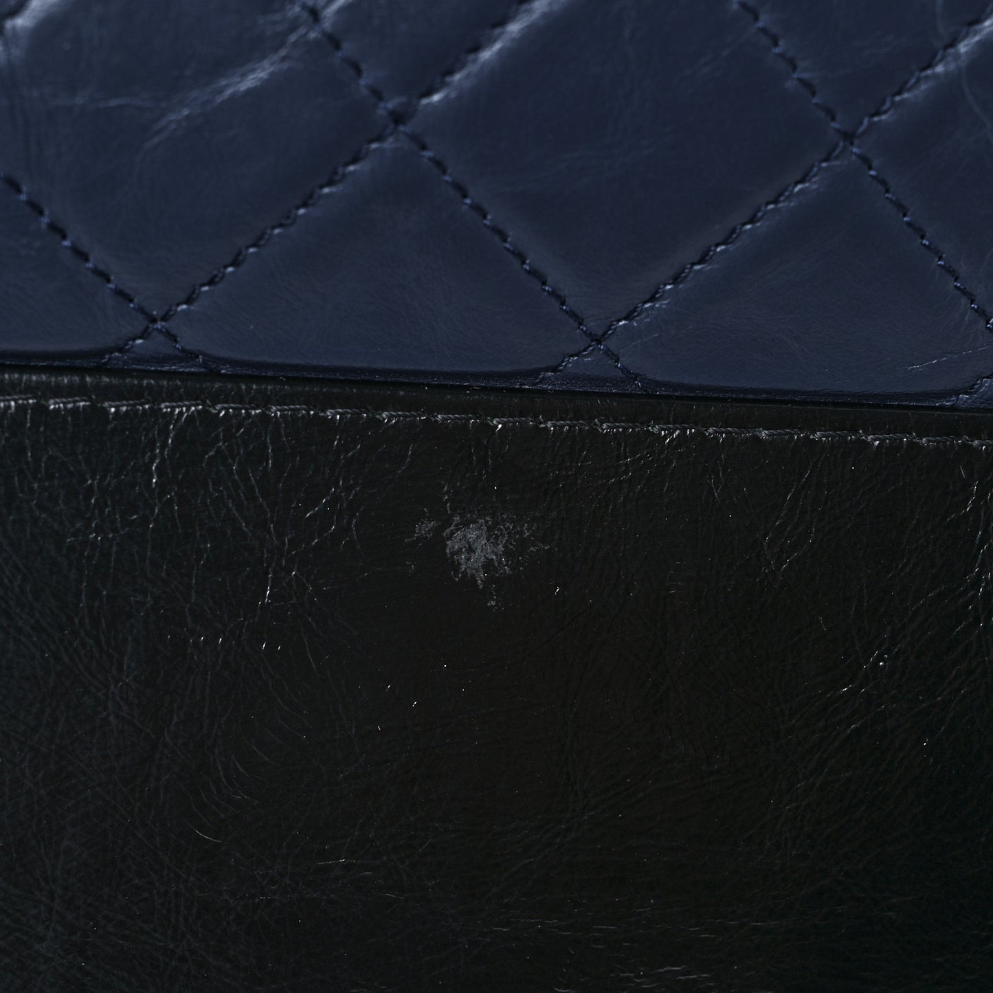 Aged Calfskin Quilted Medium Gabrielle Hobo Navy Black