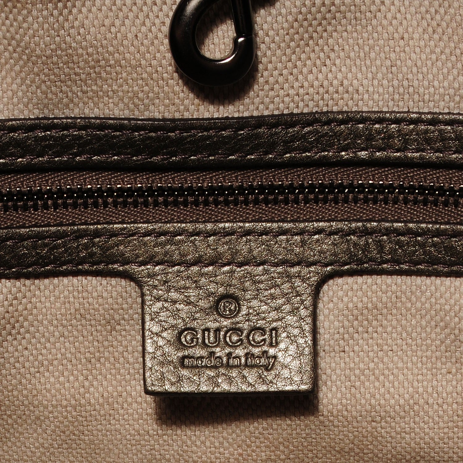 Gucci Metallic Pebbled Calfskin Medium Soho Chain Shoulder Bag Sasso 5 of 9