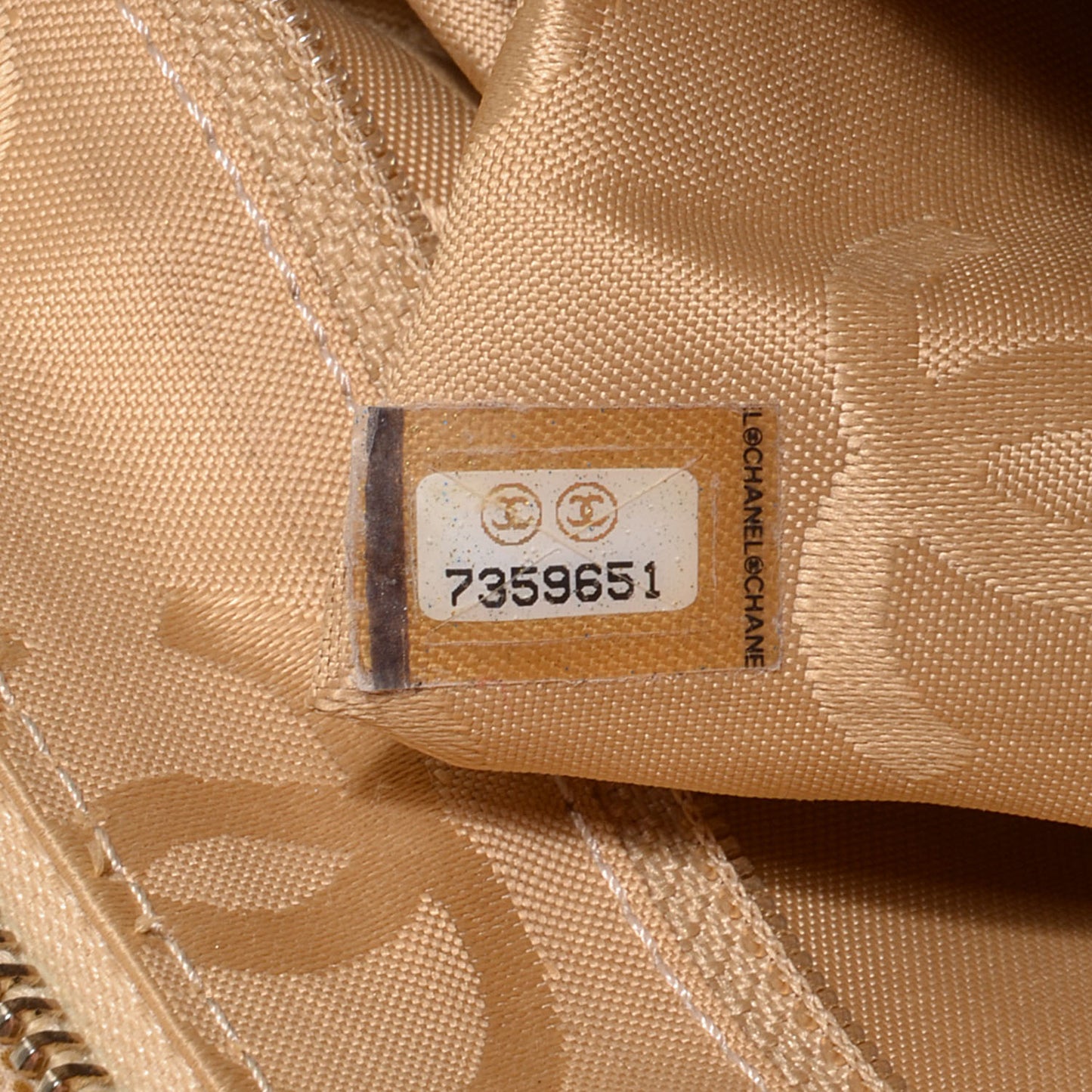Caviar CC Shoulder Bag Beige