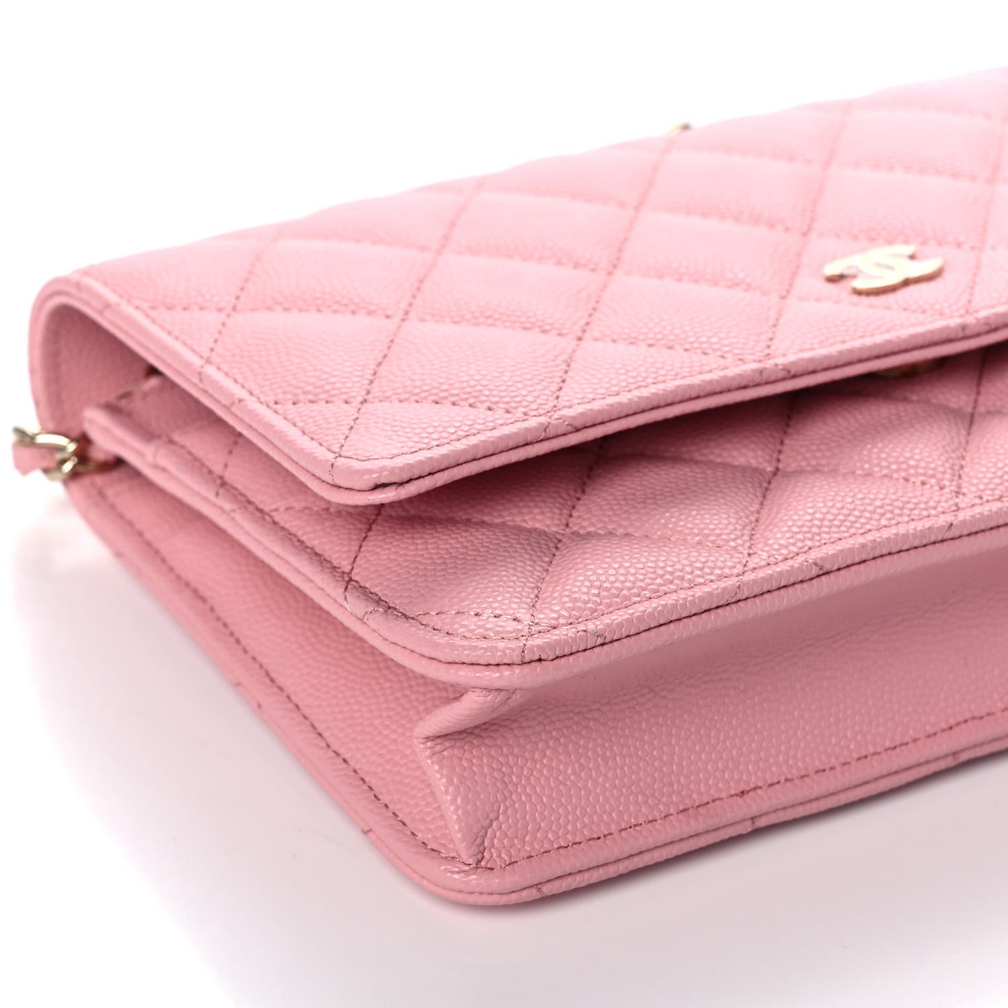 Caviar Quilted Wallet on Chain WOC Light Pink