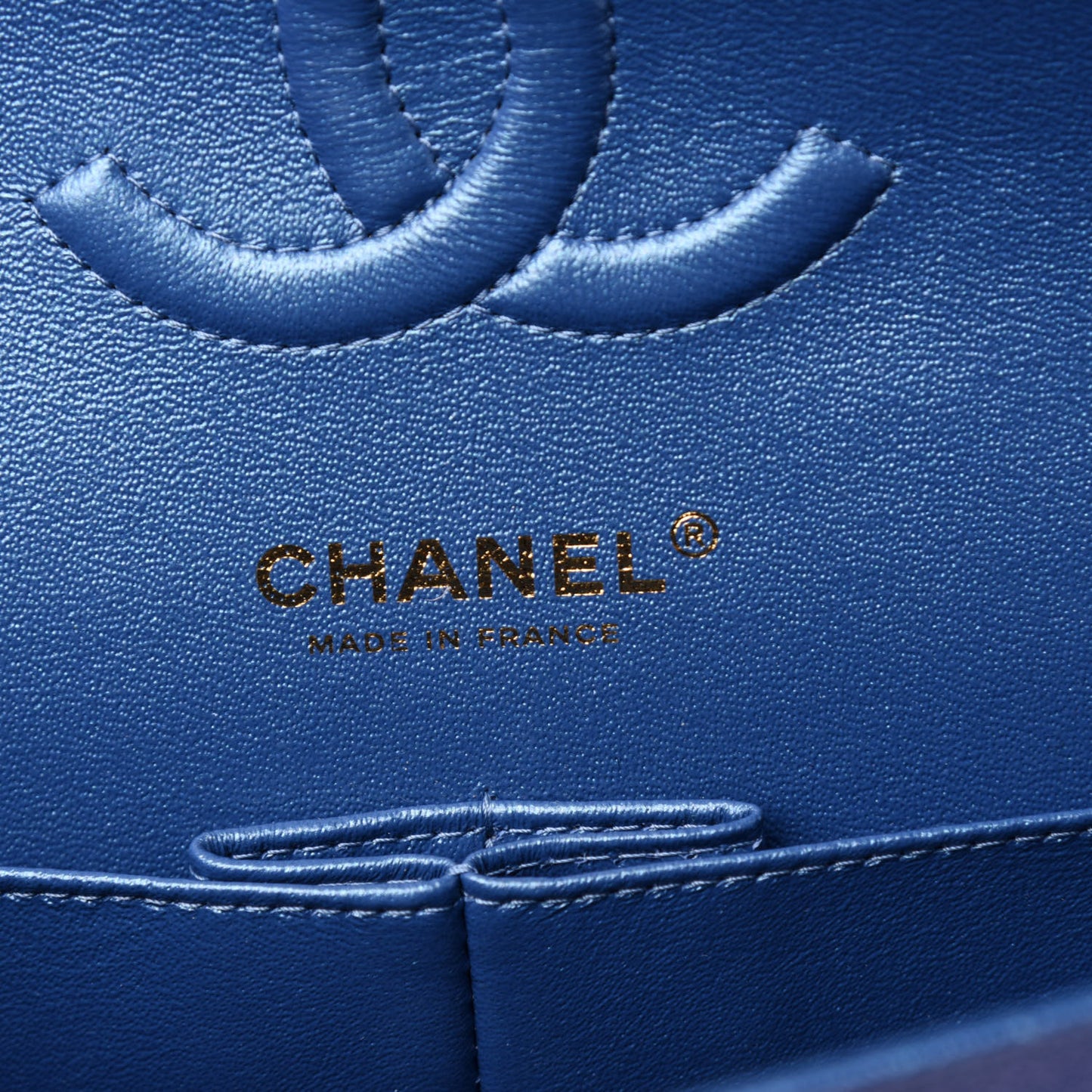 Iridescent Caviar Quilted Medium Double Flap Dark Blue