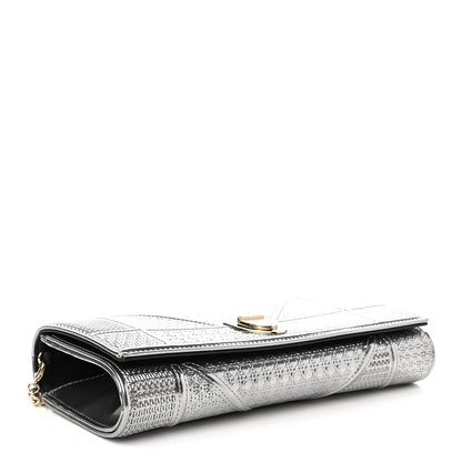 Christian Dior Metallic Patent Micro-Cannage Diorama Croisiere Chain Wallet Silver 4 of 12
