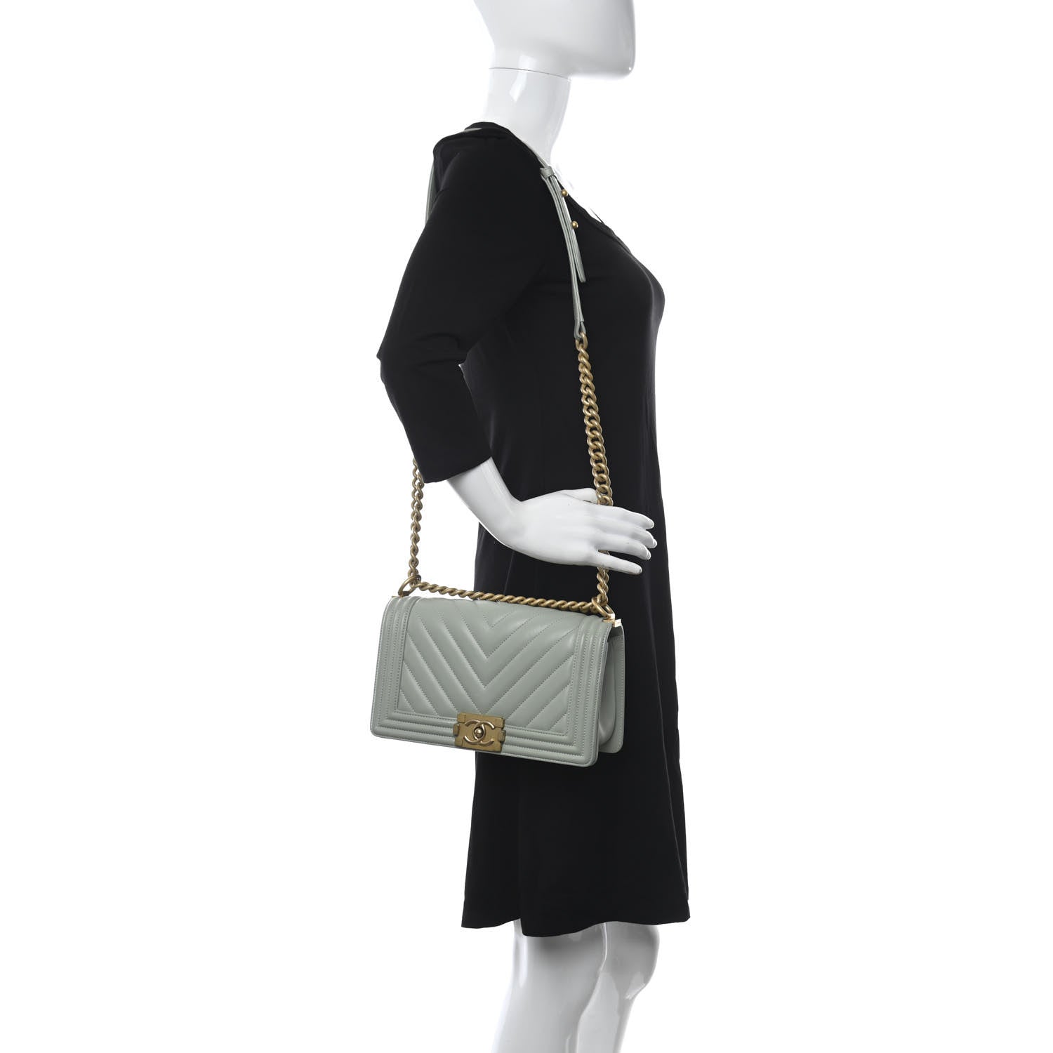 Chanel Calfskin Chevron Quilted Medium Boy Flap Green 3 of 11