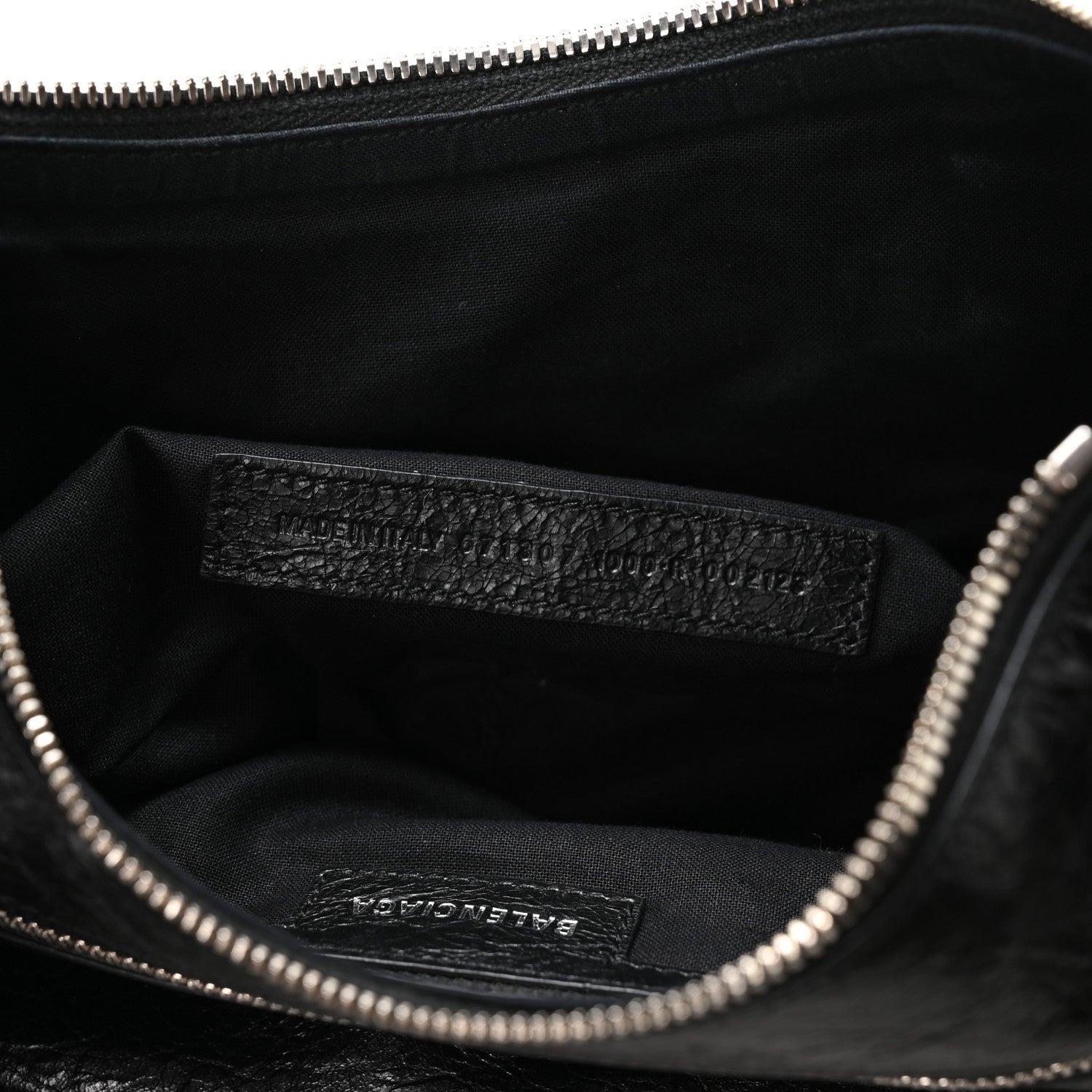 Balenciaga Agneau Arena Small Le Cagole Shoulder Bag Black 8 of 11