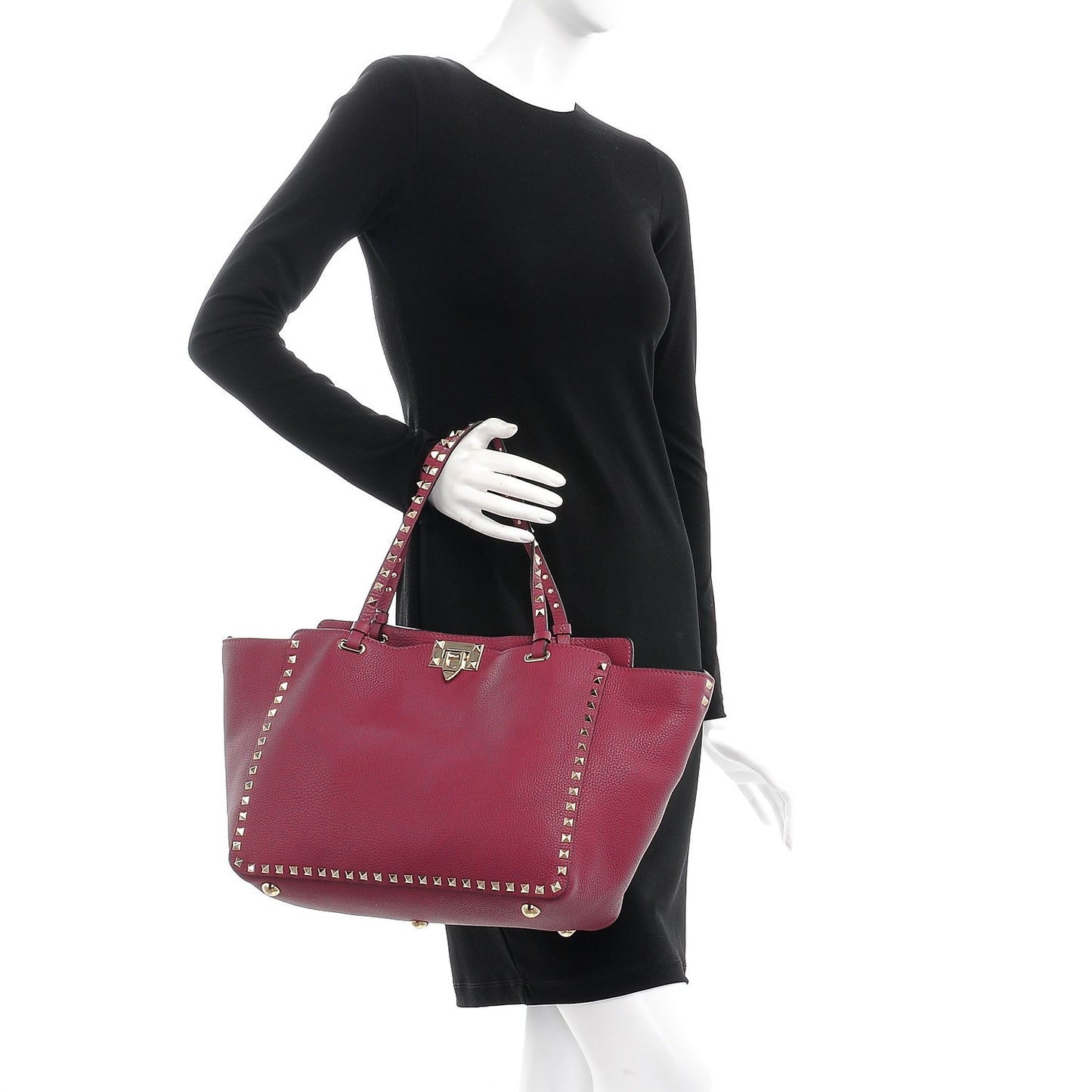 Pebbled Calfskin Medium Rockstud Tote Camelia