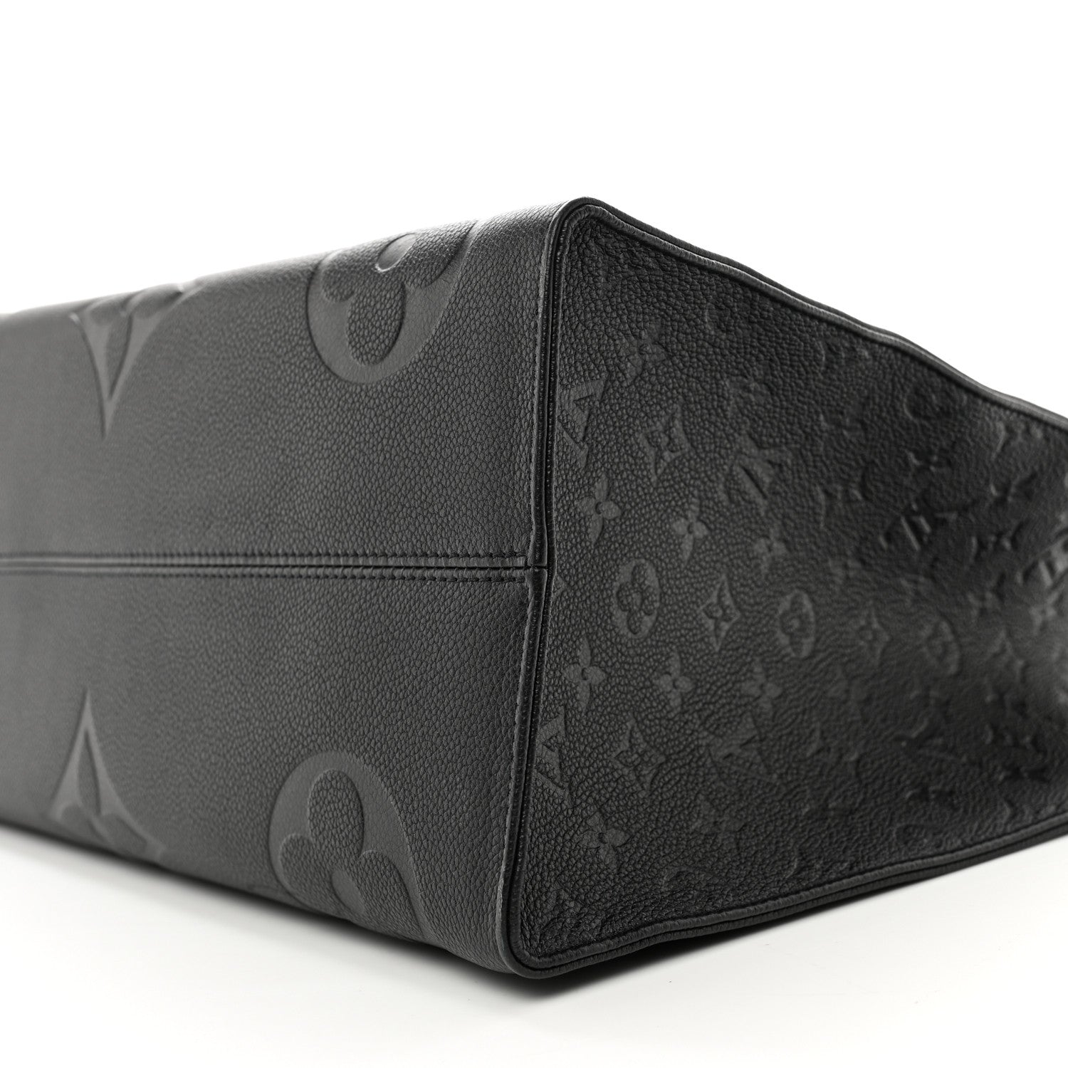 Louis Vuitton Empreinte Monogram Giant Onthego GM Black 8 of 8