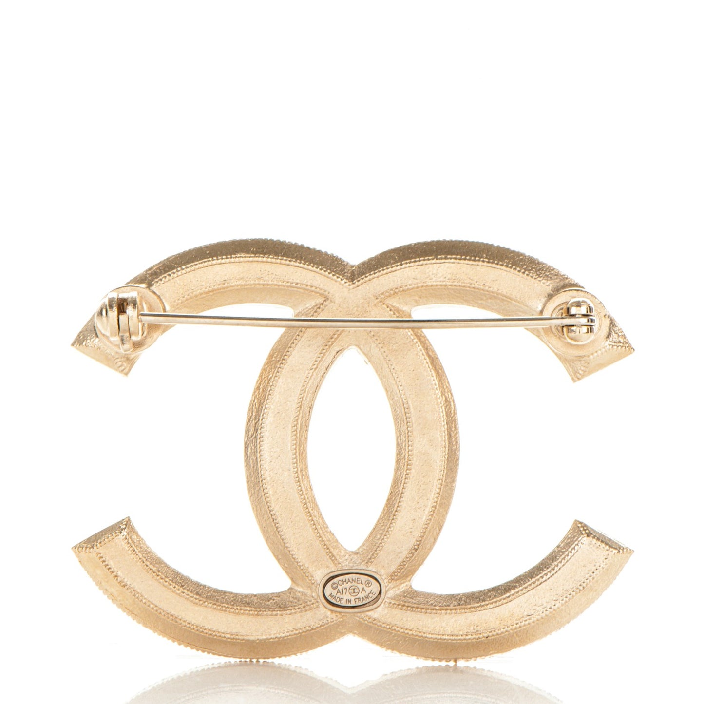 Pearl CC Brooch Pin Gold