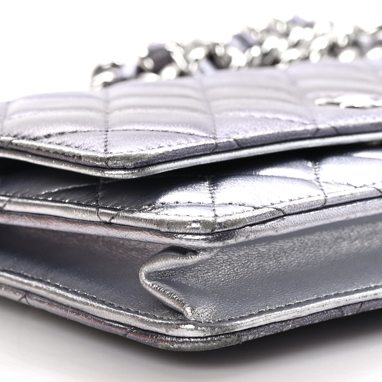 Gradient Metallic Lambskin Quilted Like A Wallet Wallet On Chain WOC Silvery Black