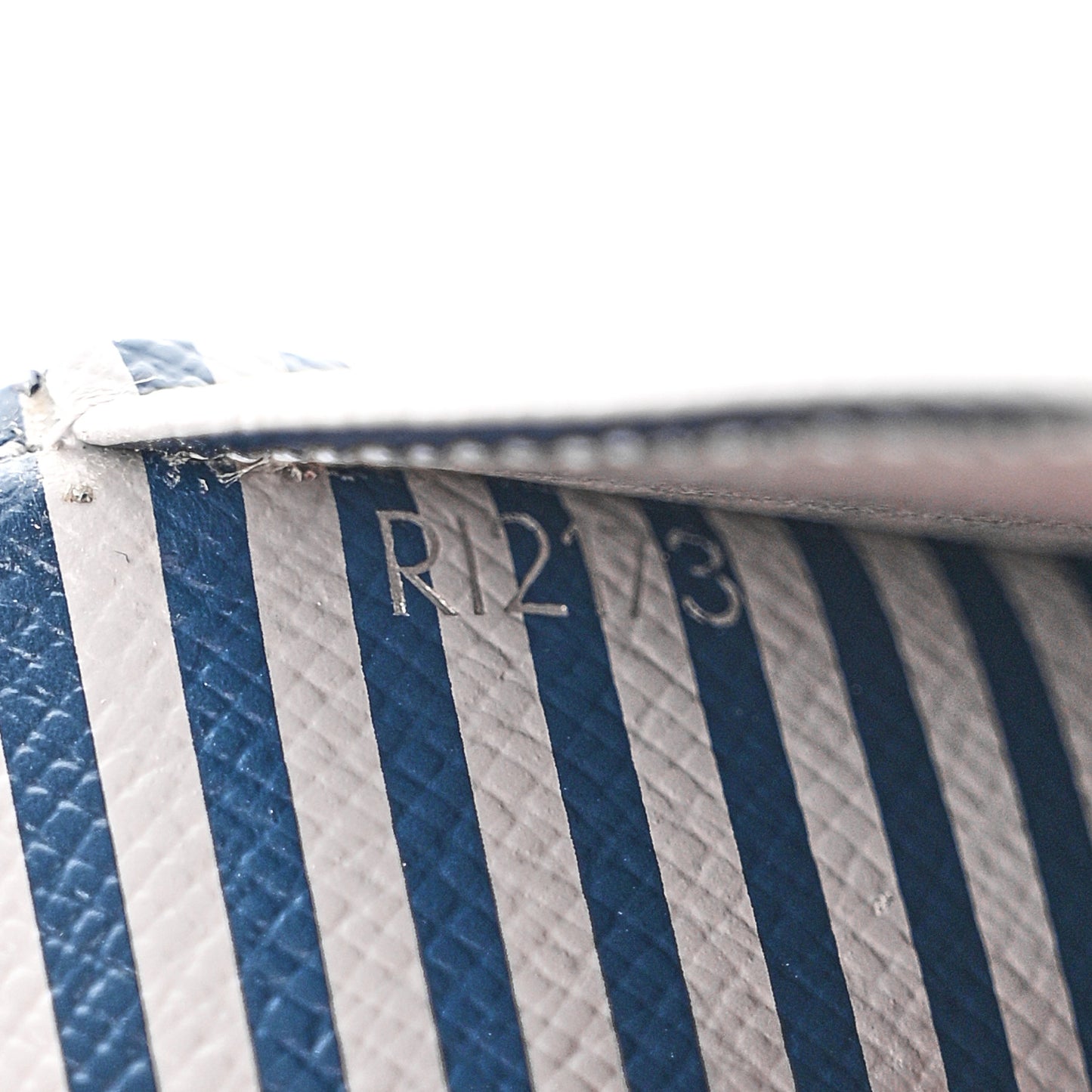 Damier Graphite Trunks and Locks Small Ring Agenda Cover