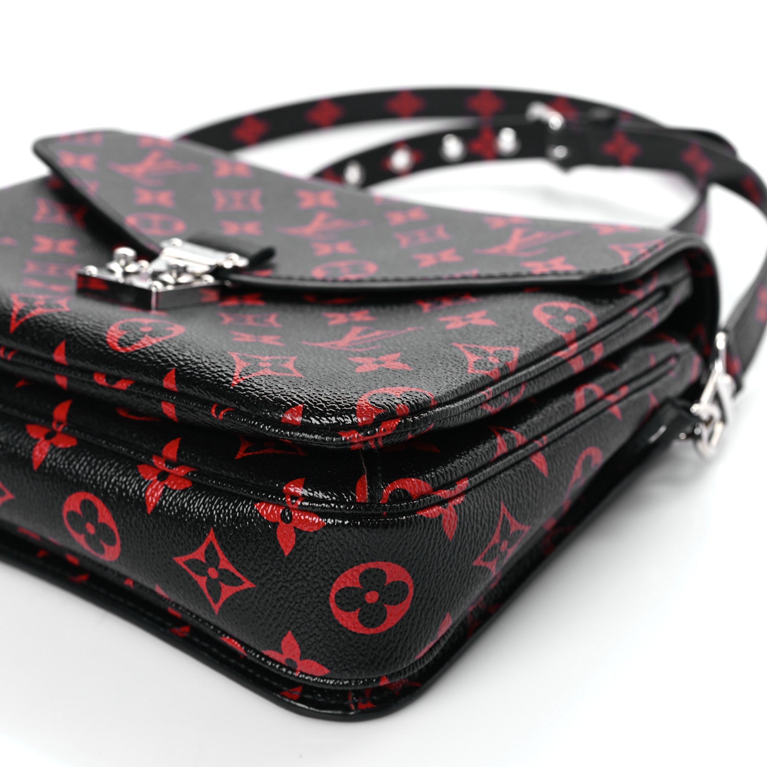 Louis Vuitton Monogram Infrarouge Pochette Metis 8 of 8