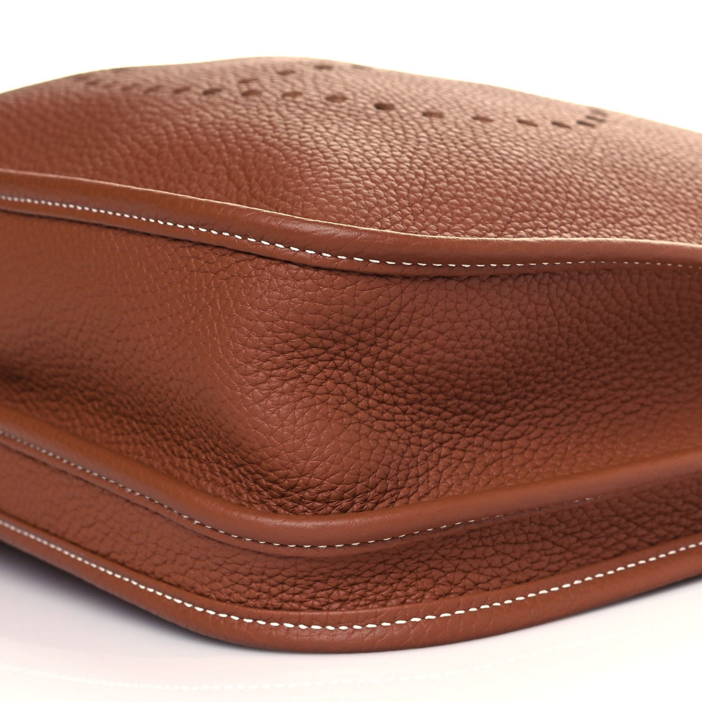 Taurillon Clemence Evelyne III PM Gold