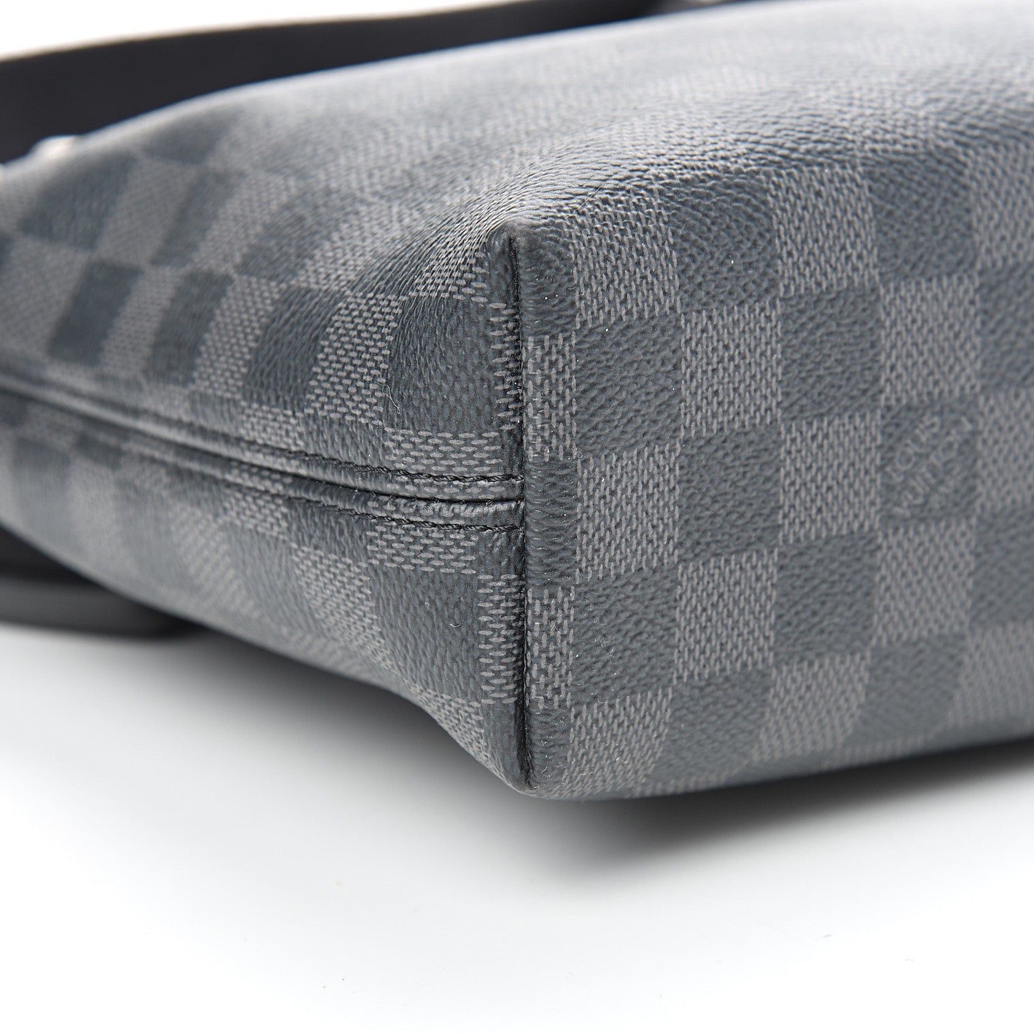 Louis Vuitton Damier Graphite Mick PM 9 of 10
