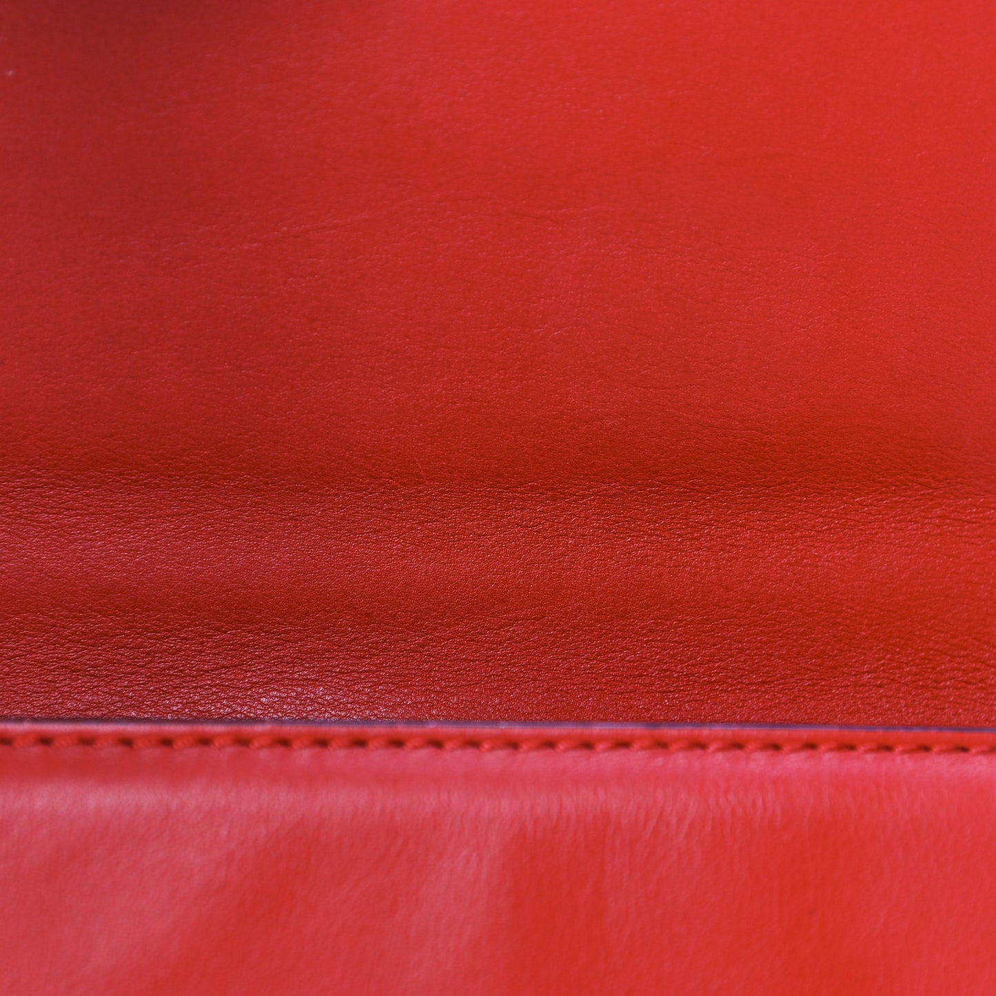 Vitello Medium Glam Lock Rockstud Flap Red