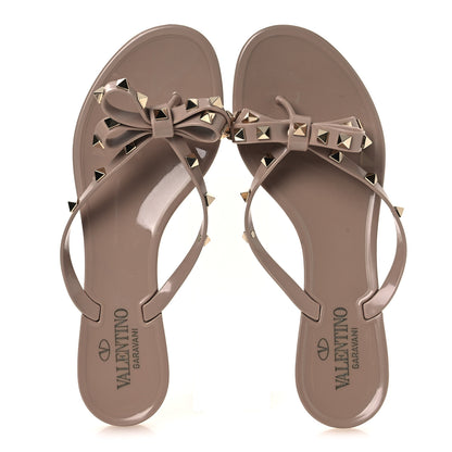 Valentino Garavani PVC Jelly Rockstud Bow Thong Sandals 39 Poudre 2 of 10