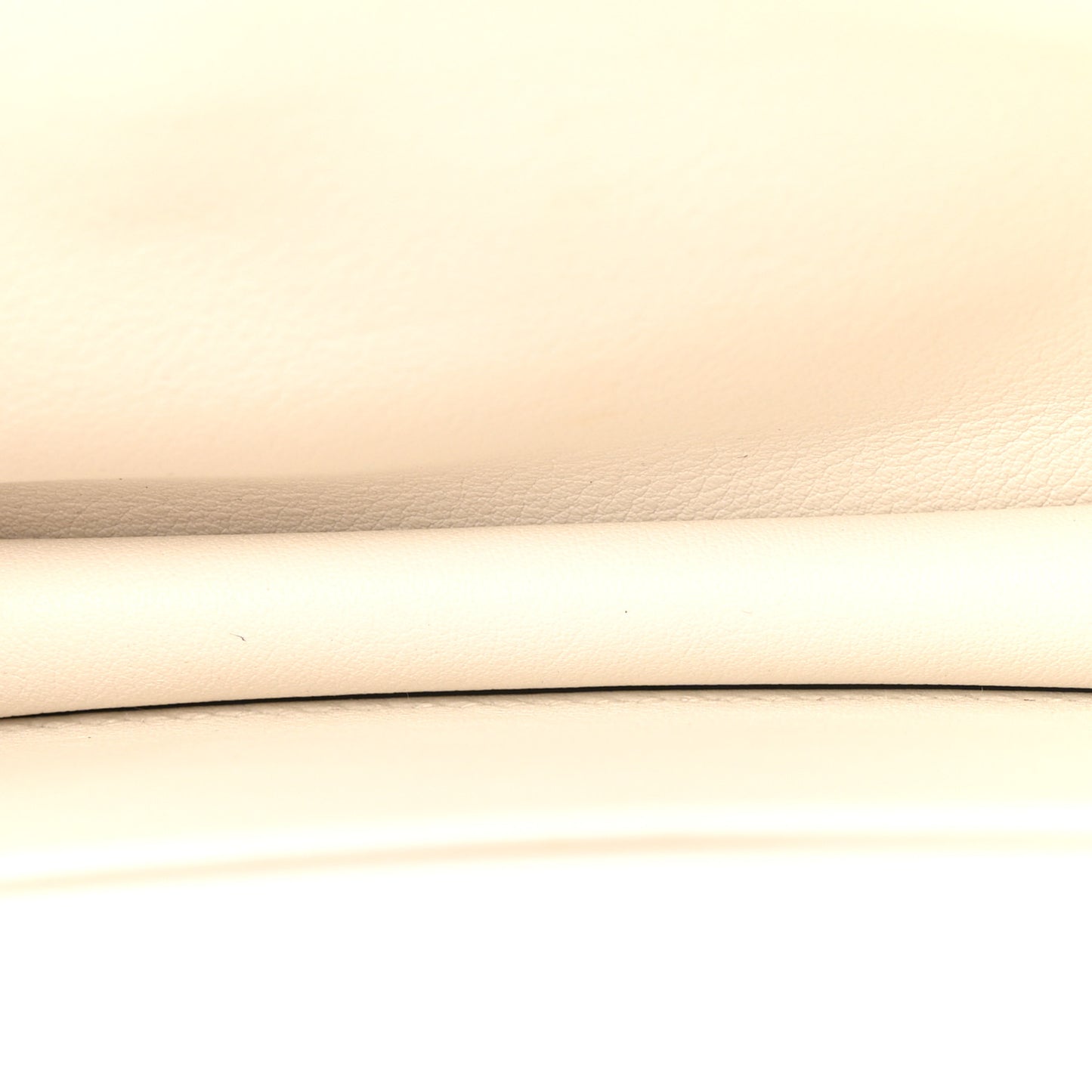 Swift Constance 18 White