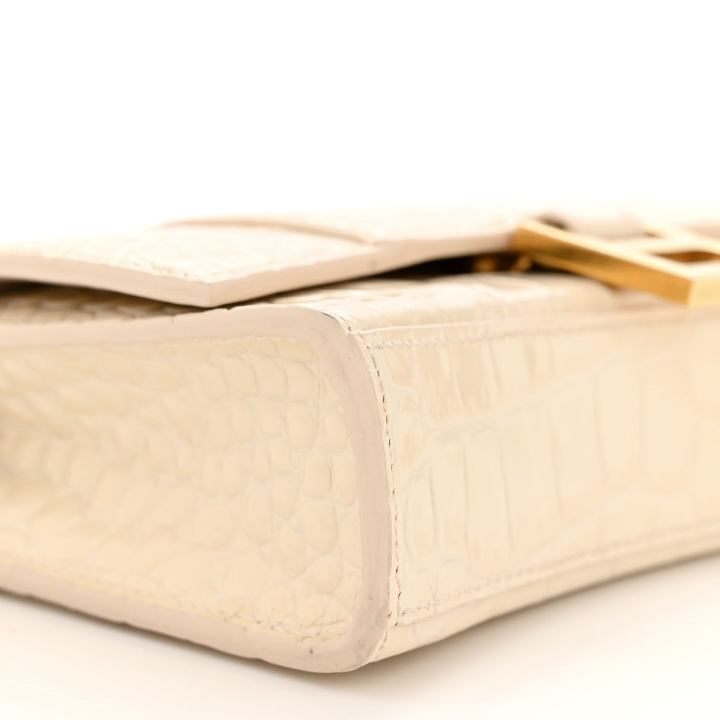 Shiny Calfskin Crocodile Embossed Hourglass Chain Bag Cream