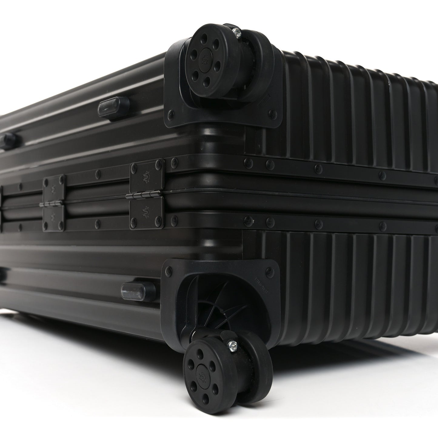 Aluminum Classic Cabin Black