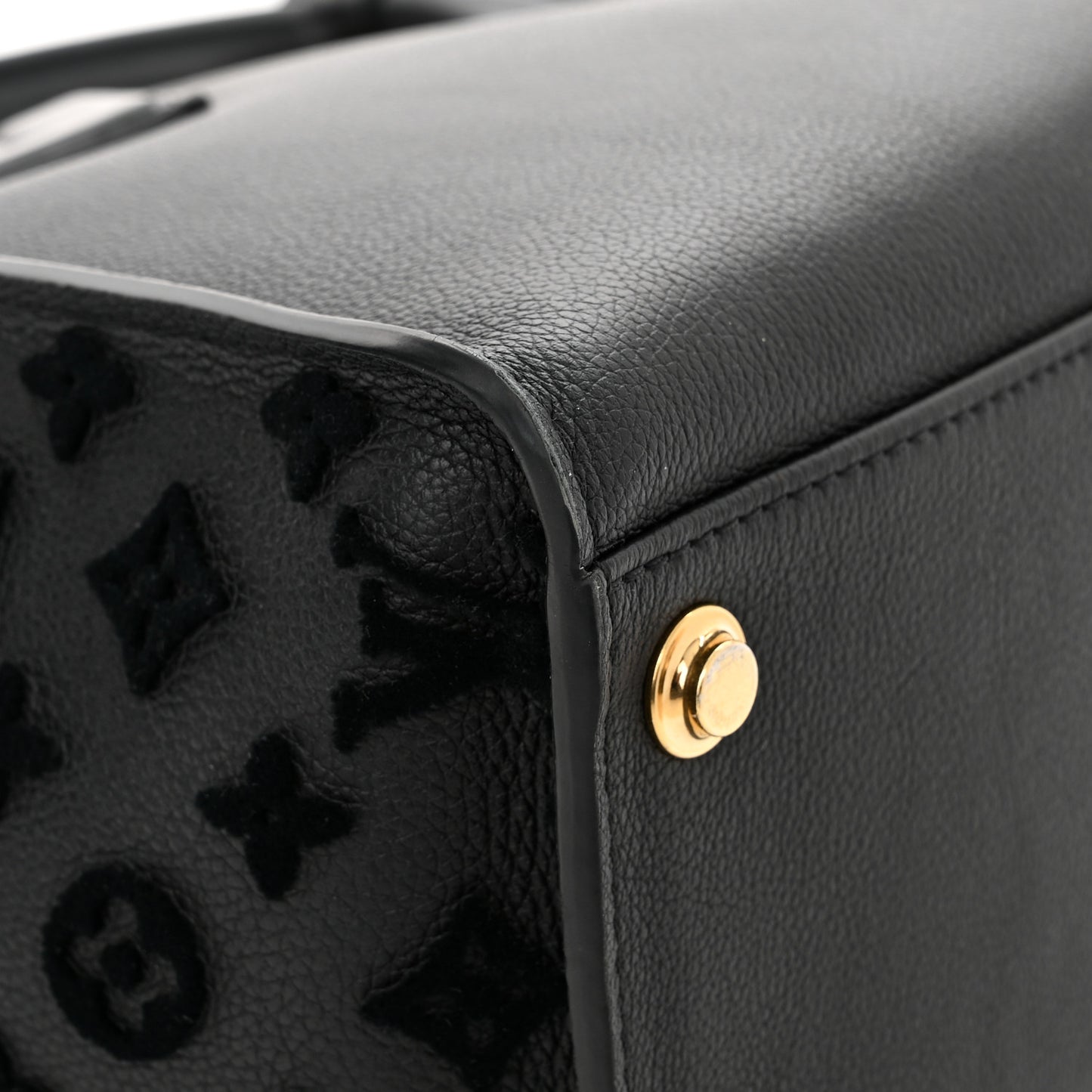 Calfskin Monogram Tufting On My Side Black