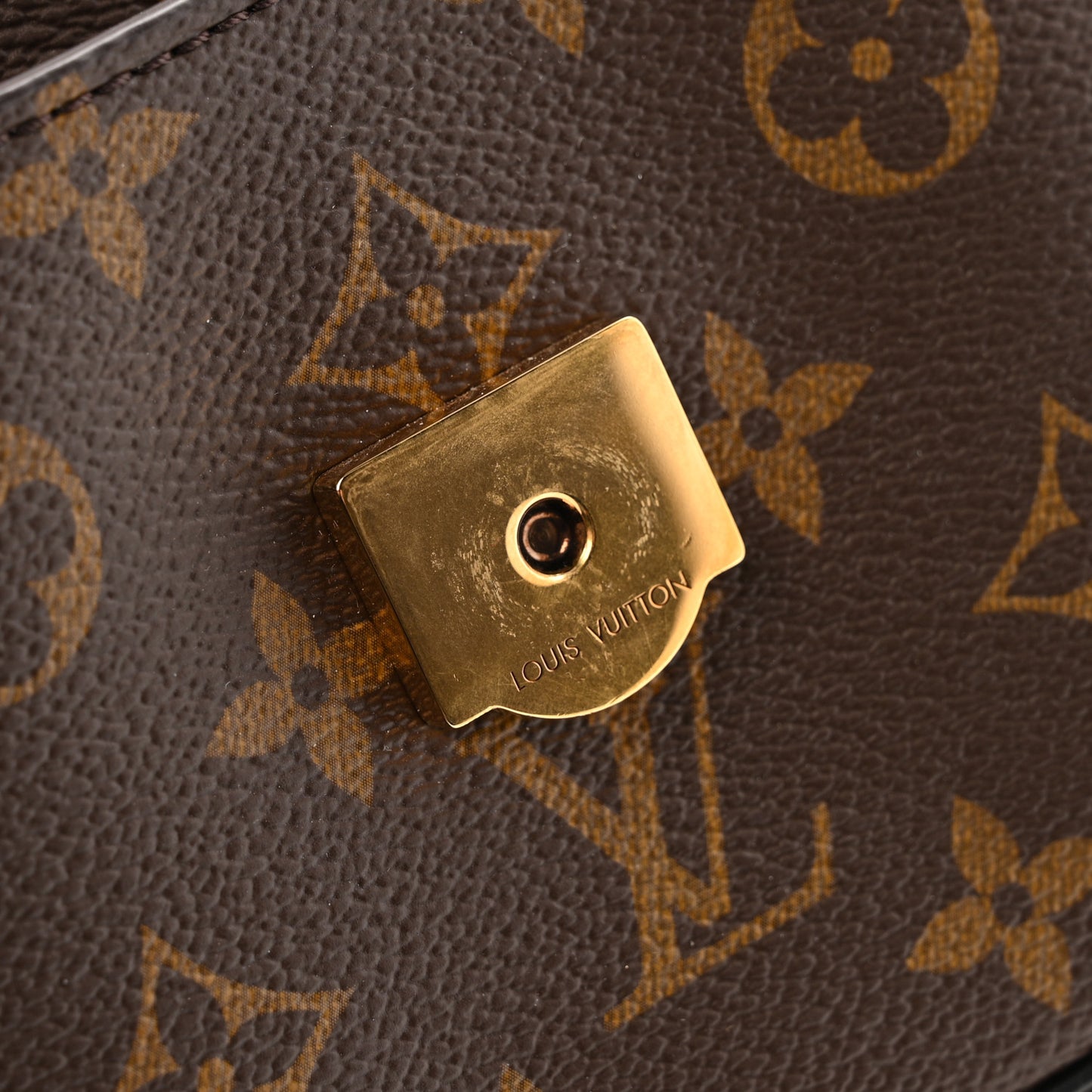 Monogram Passy