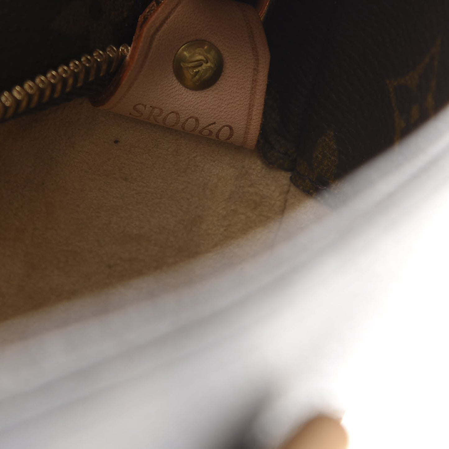 Monogram Luco