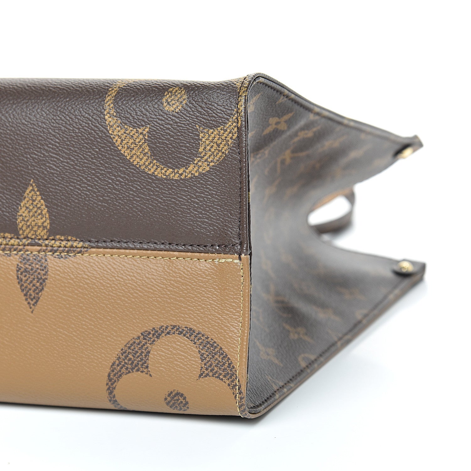 Louis Vuitton Reverse Monogram Giant Onthego MM 9 of 9