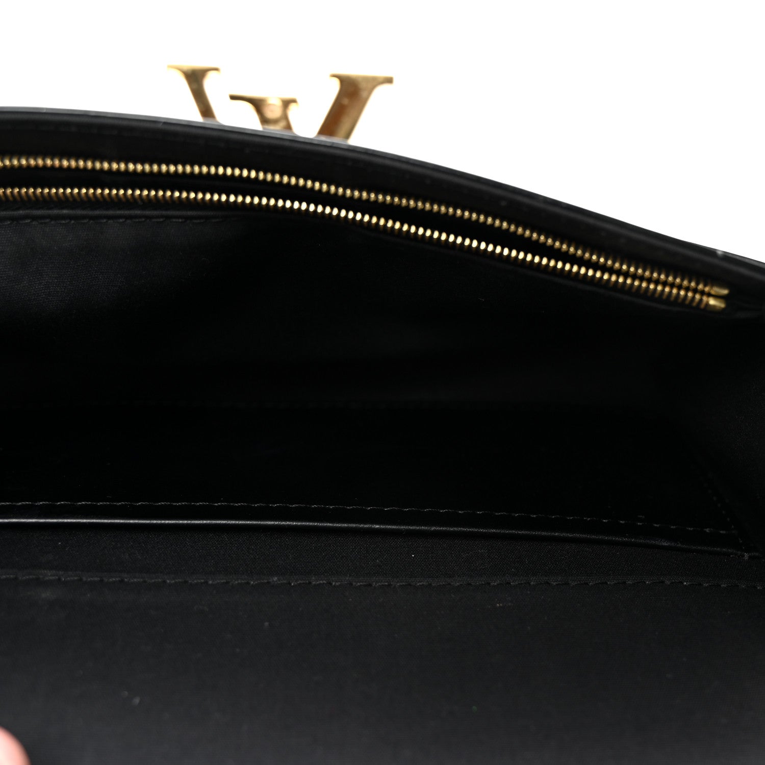 Louis Vuitton Patent Neo Sobe Louise EW Clutch Black 5 of 7