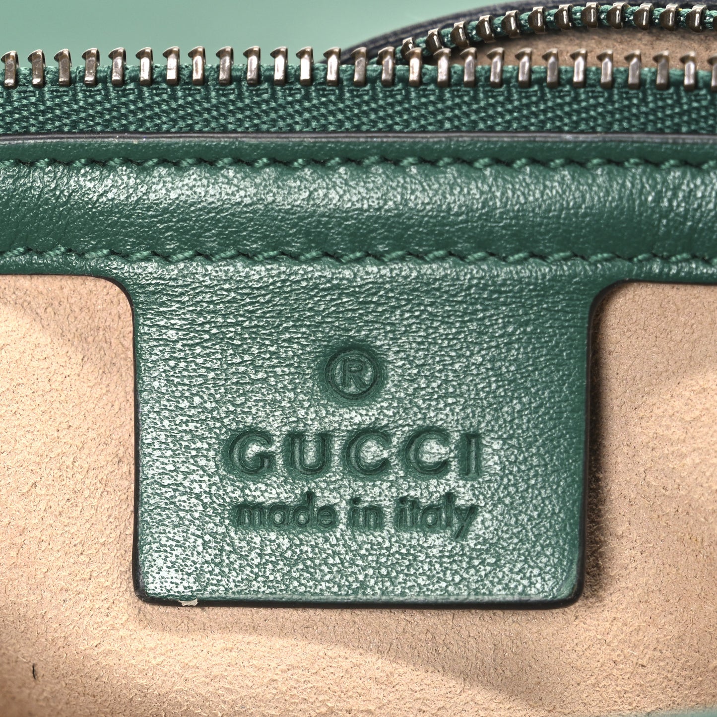 Calfskin Matelasse Small GG Marmont Shoulder Bag Emerald Green