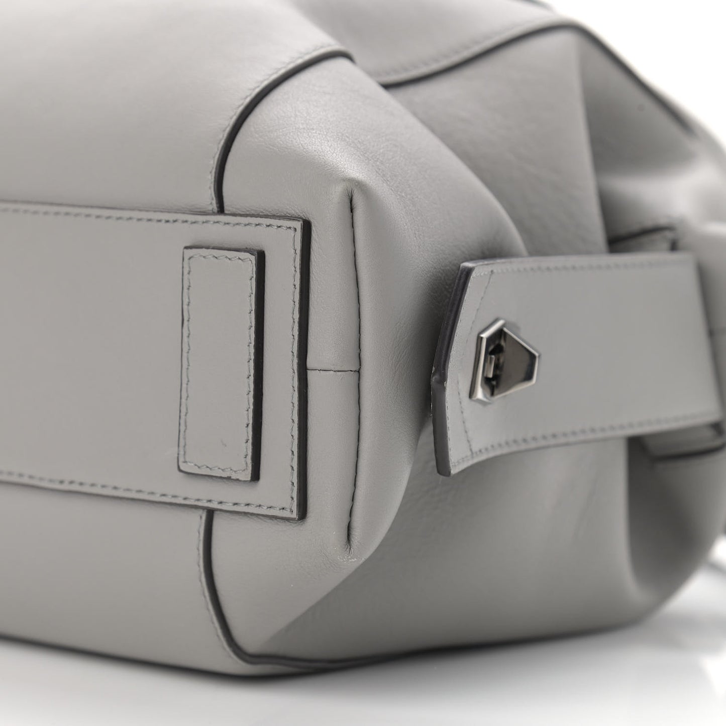 Calfskin Small Soft Antigona Pearl Grey