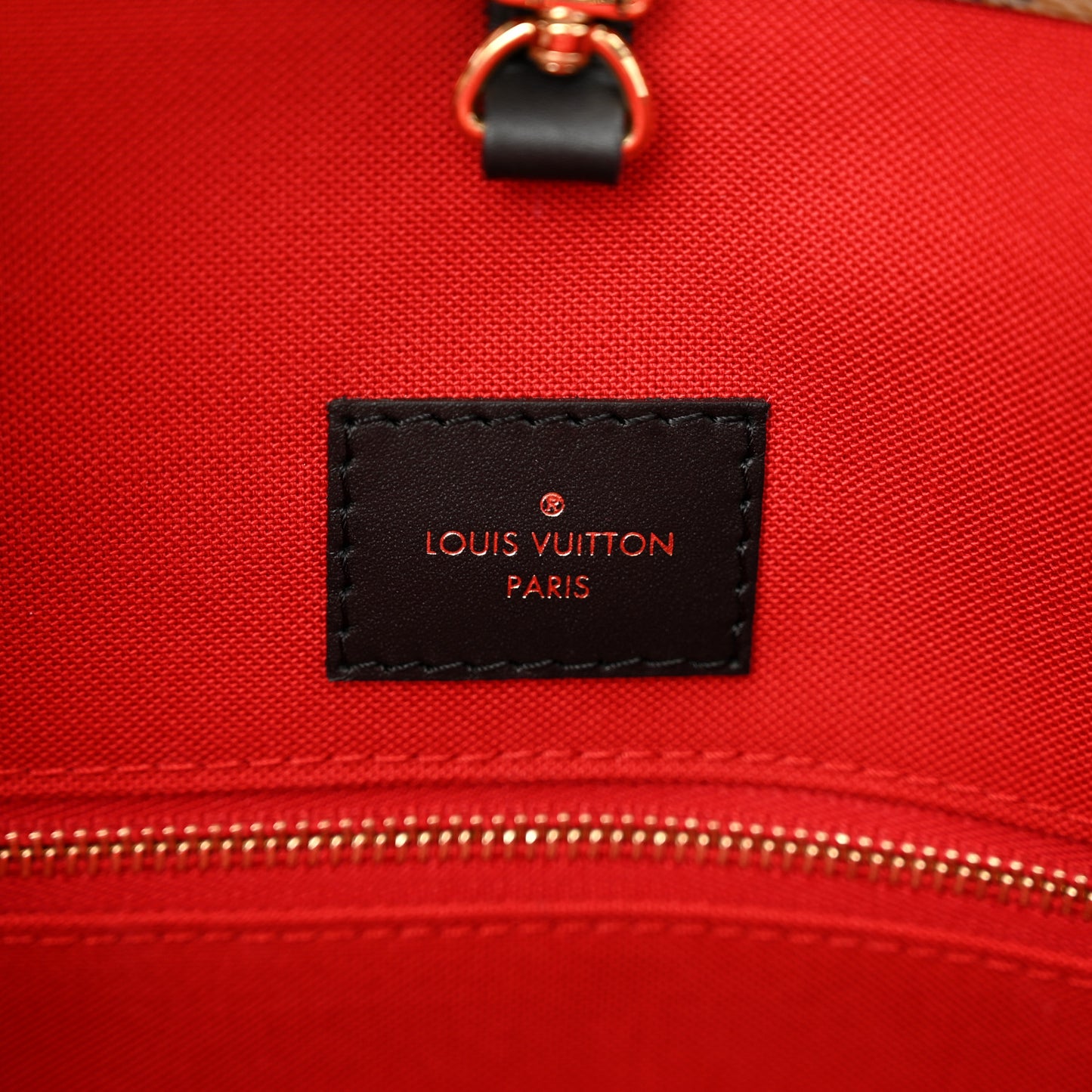 Reverse Monogram Giant Onthego MM