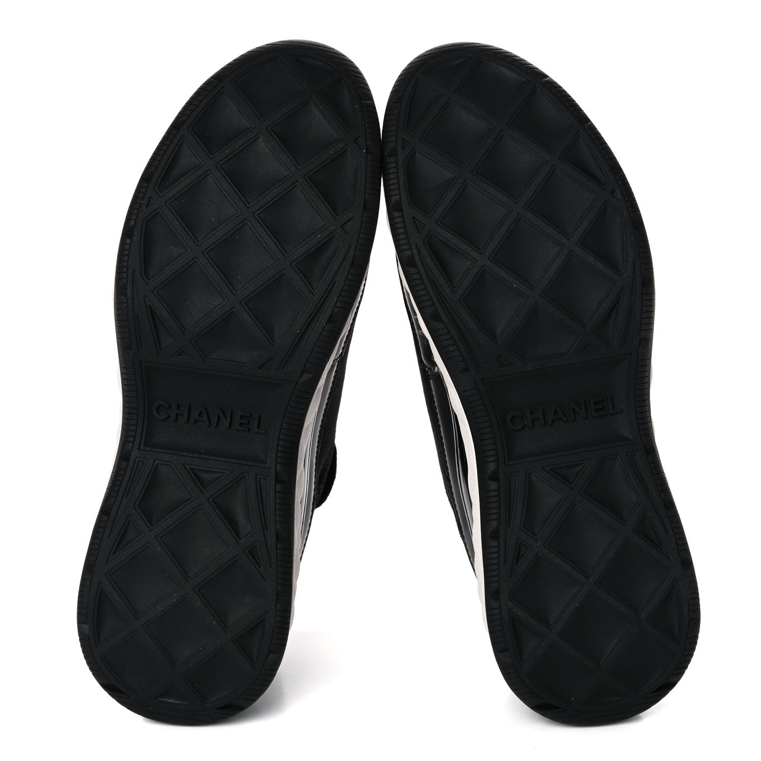Chanel Velvet Calfskin Mixed Fibers CC Sneakers 38.5 Black 5 of 9