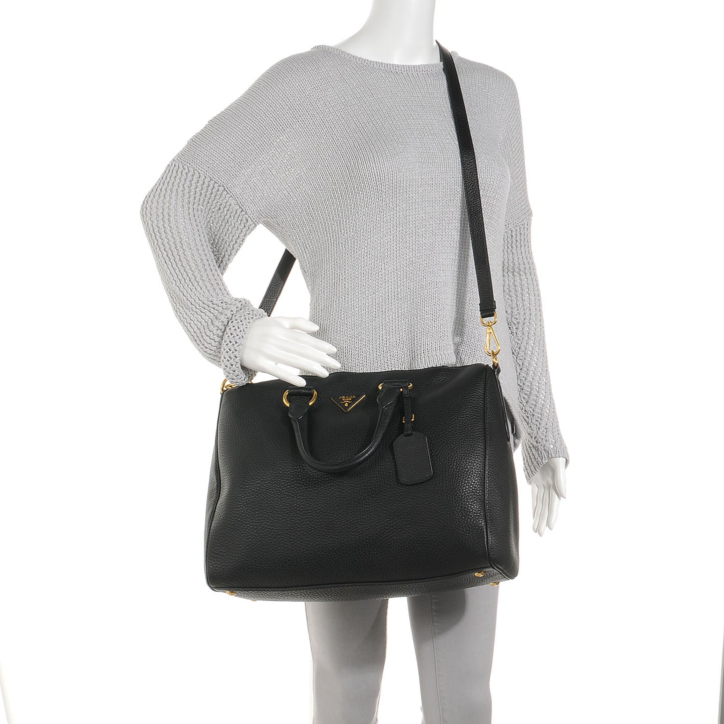 Vitello Daino Shoulder Bag Nero Black