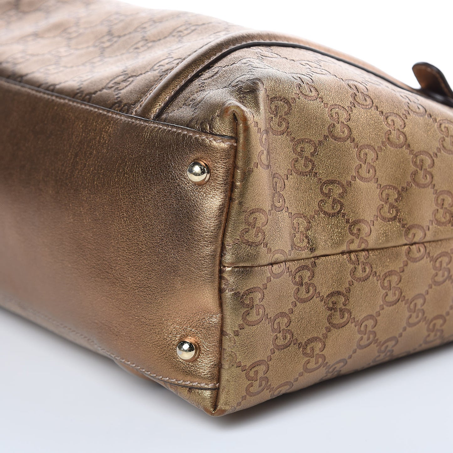Metallic Guccissima Medium Britt Tote Gold