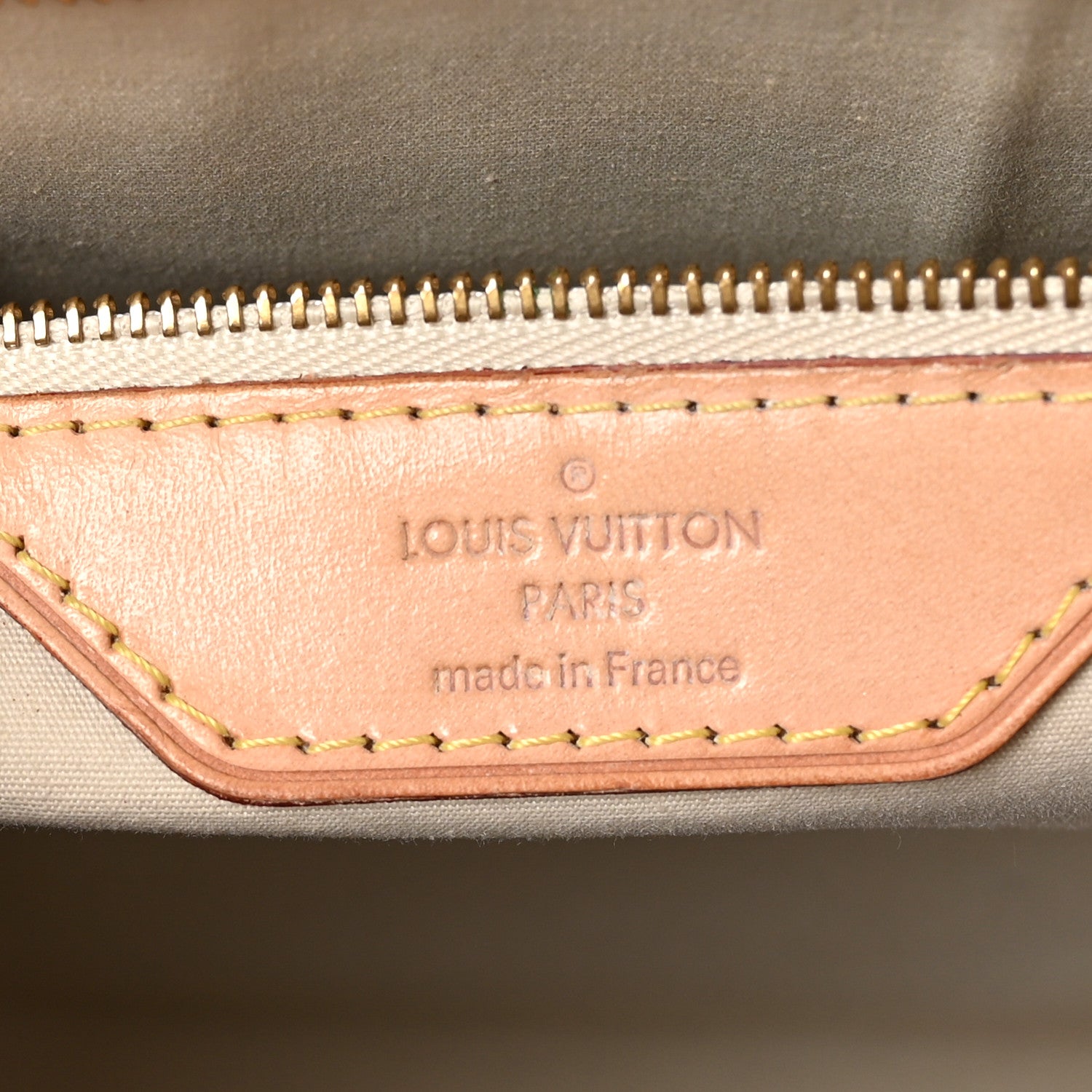 Louis Vuitton Vernis Brea GM Blanc Corail 6 of 8